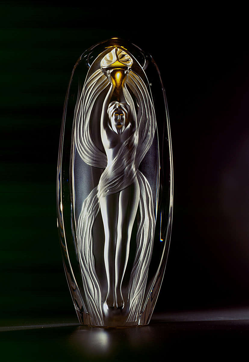 Eroica, Bicentennial French Revolution commemorative piece depicting a woman holding the flame of triumphant liberty. Photo for Lalique.
